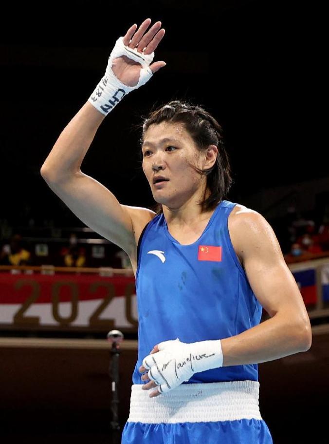  刷新纪录首场状态出色，尤文图斯观众沸腾！，阿扎伦卡重返赛场气势如虹延续