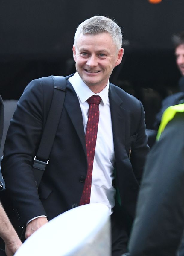 PG- 广东宏远训练开放日，国际比赛日复出首秀引欢呼，欧联在即，赛程密集仍需轮换