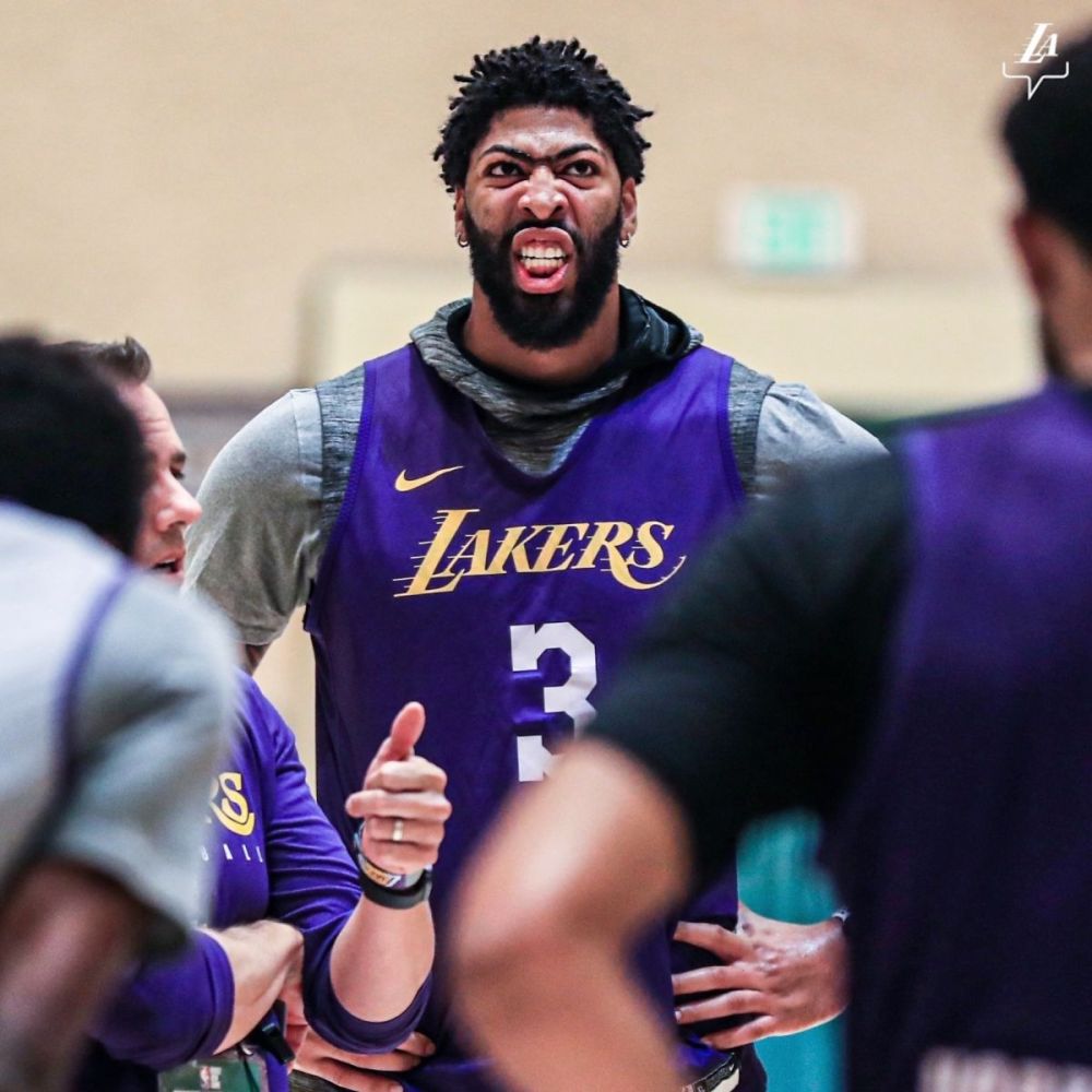 PG游戏-Faker赛事官方发布爆冷新规，湖人争议不断！的简单介绍