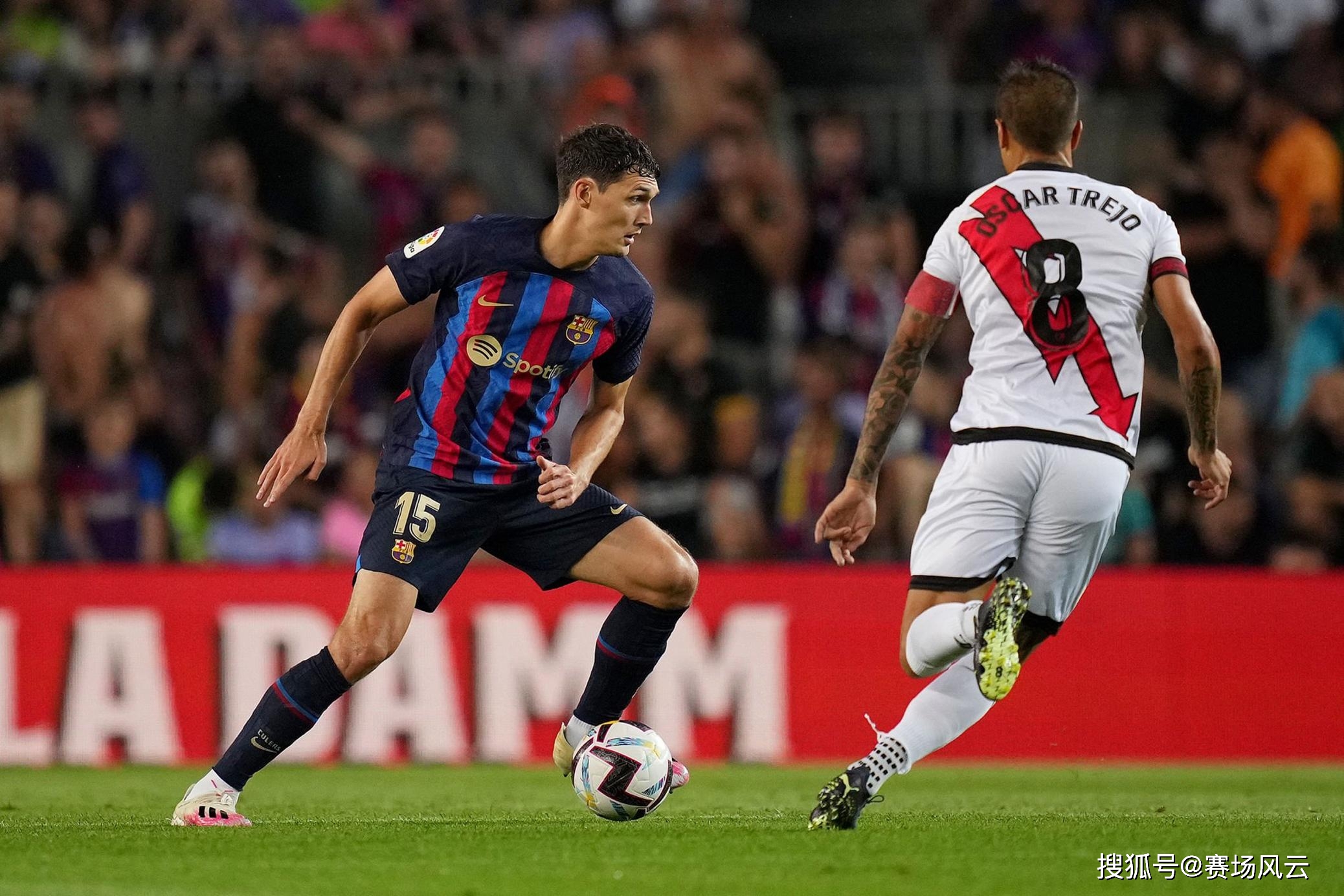 PG游戏-莱万多夫斯基爆冷击败TES，绝杀引爆全场！的简单介绍